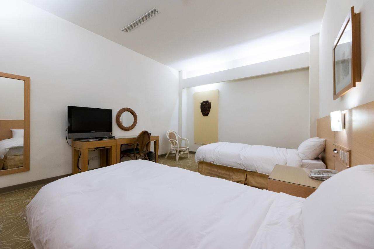 Dongxu Resort Hotel Hualien City Exterior photo